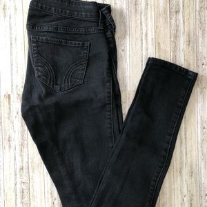 Hollister - Black Super-Skinny Jeans